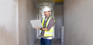 Controle de infiltrações em estruturas corporativas: causas, riscos e soluções técnicas